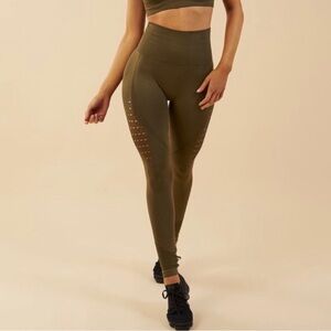 Gymshark Energy+ Seamless Dark
Green/Olive